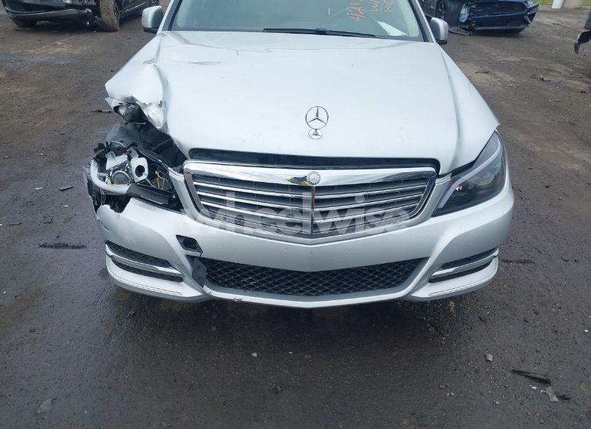 Photo 6 of 2014 Mercedes-benz C 300 LUXURY 4MATIC/SPORT 4MATIC (VIN WDDGF8AB4EG227658)