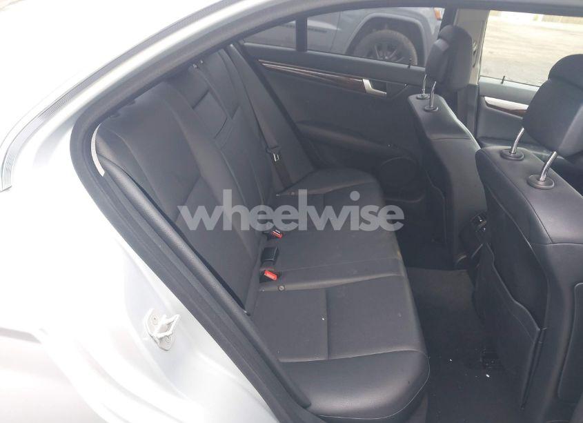 Photo 8 of 2014 Mercedes-benz C 300 LUXURY 4MATIC/SPORT 4MATIC (VIN WDDGF8AB4EG227658)