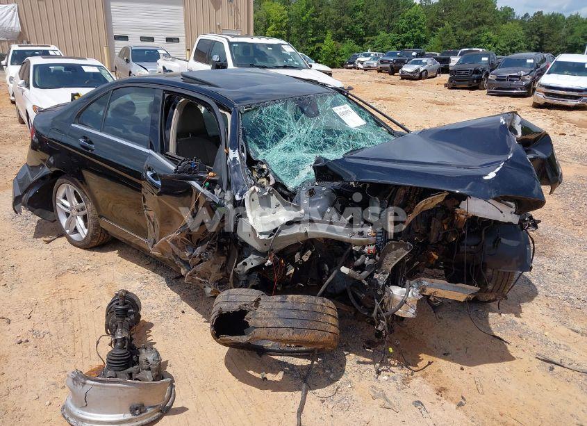 2014 Mercedes-benz C 300 LUXURY 4MATIC/SPORT 4MATIC (VIN WDDGF8AB4ER321138) main photo