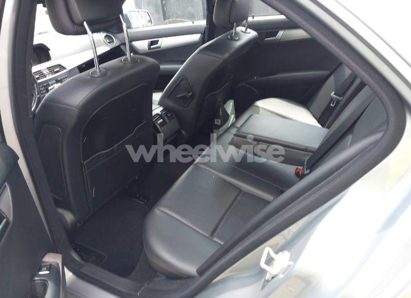 Photo 8 of 2014 Mercedes-benz C 300 (VIN WDDGF8AB5ER322122)