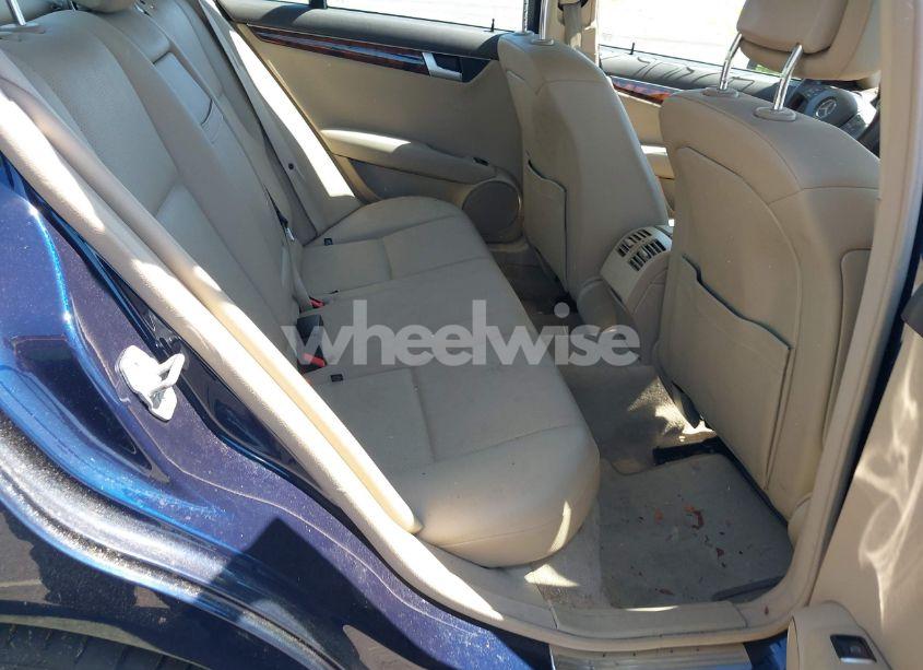 Photo 8 of 2013 Mercedes-benz C 300 LUXURY 4MATIC/SPORT 4MATIC (VIN WDDGF8AB6DR265878)