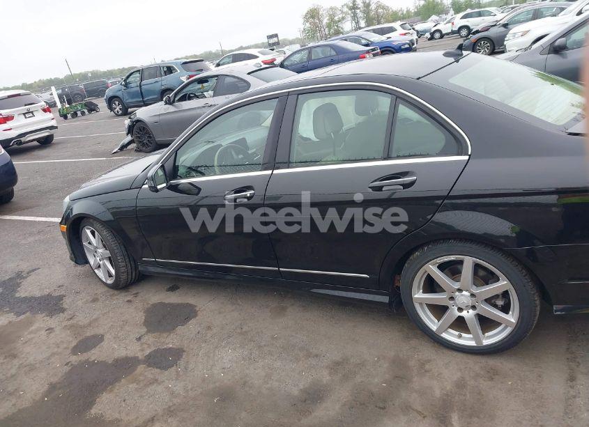 Photo 14 of 2014 Mercedes-benz C 300 LUXURY 4MATIC/SPORT 4MATIC (VIN WDDGF8AB6EA946106)