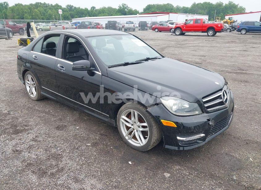 2014 Mercedes-benz C 300 LUXURY 4MATIC/SPORT 4MATIC (VIN WDDGF8AB6EG205676) main photo