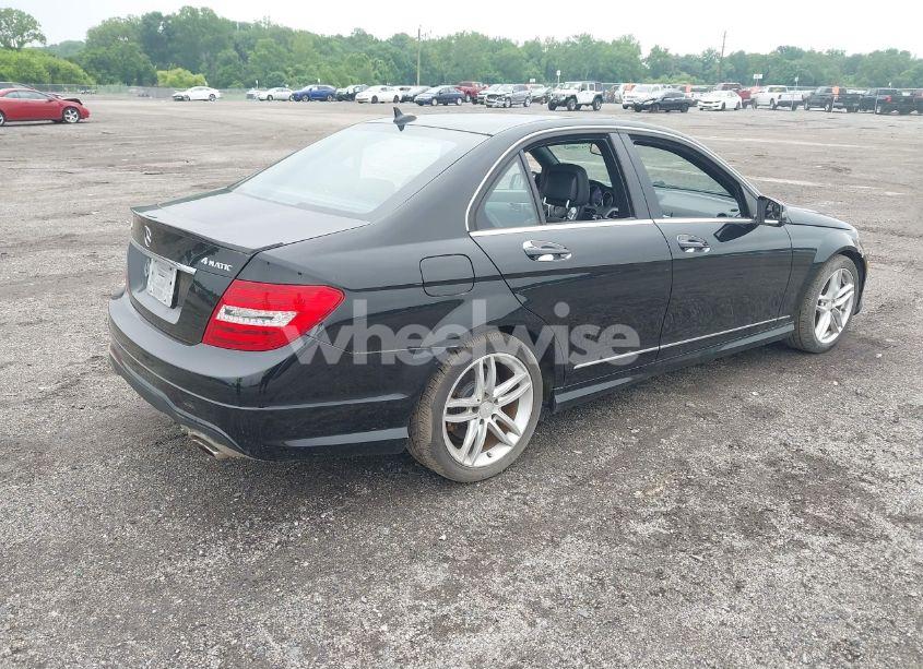Photo 4 of 2014 Mercedes-benz C 300 LUXURY 4MATIC/SPORT 4MATIC (VIN WDDGF8AB6EG205676)