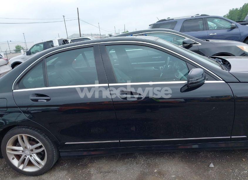 Photo 13 of 2014 Mercedes-benz C 300 LUXURY 4MATIC/SPORT 4MATIC (VIN WDDGF8AB6ER319441)