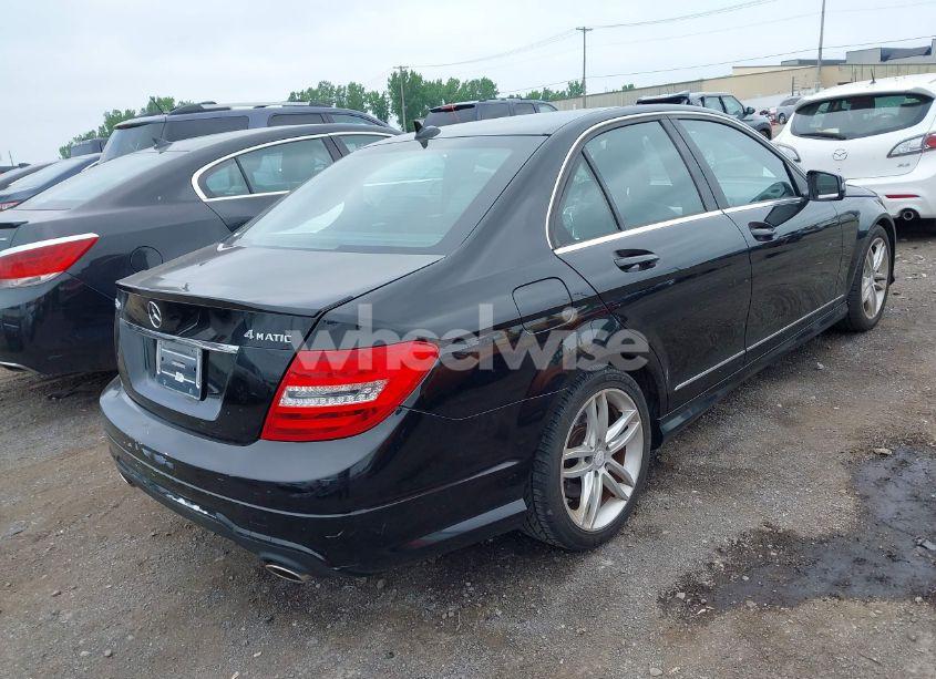 Photo 4 of 2014 Mercedes-benz C 300 LUXURY 4MATIC/SPORT 4MATIC (VIN WDDGF8AB6ER319441)