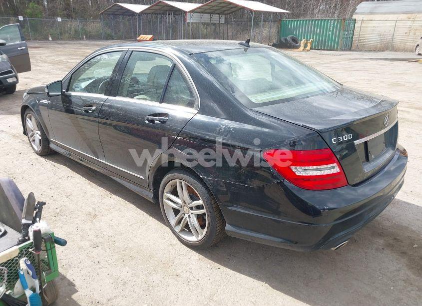 Photo 3 of 2014 Mercedes-benz C 300 LUXURY 4MATIC/SPORT 4MATIC (VIN WDDGF8AB6ER324705)