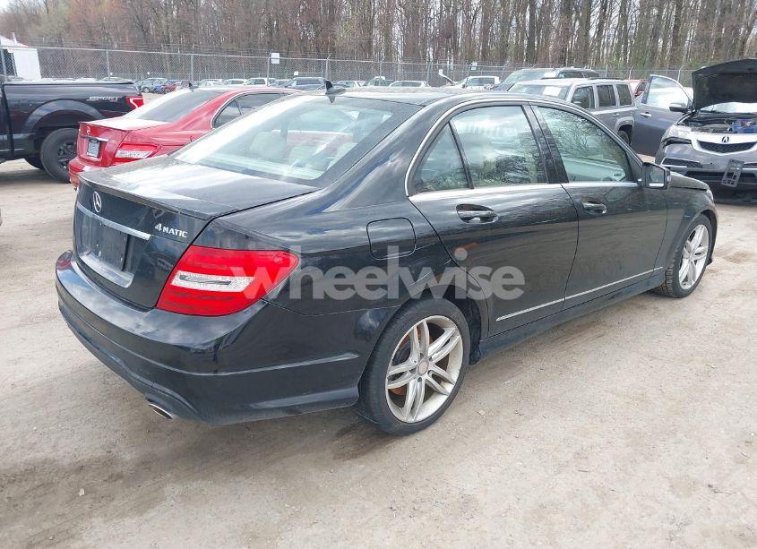 Photo 4 of 2014 Mercedes-benz C 300 LUXURY 4MATIC/SPORT 4MATIC (VIN WDDGF8AB6ER324705)