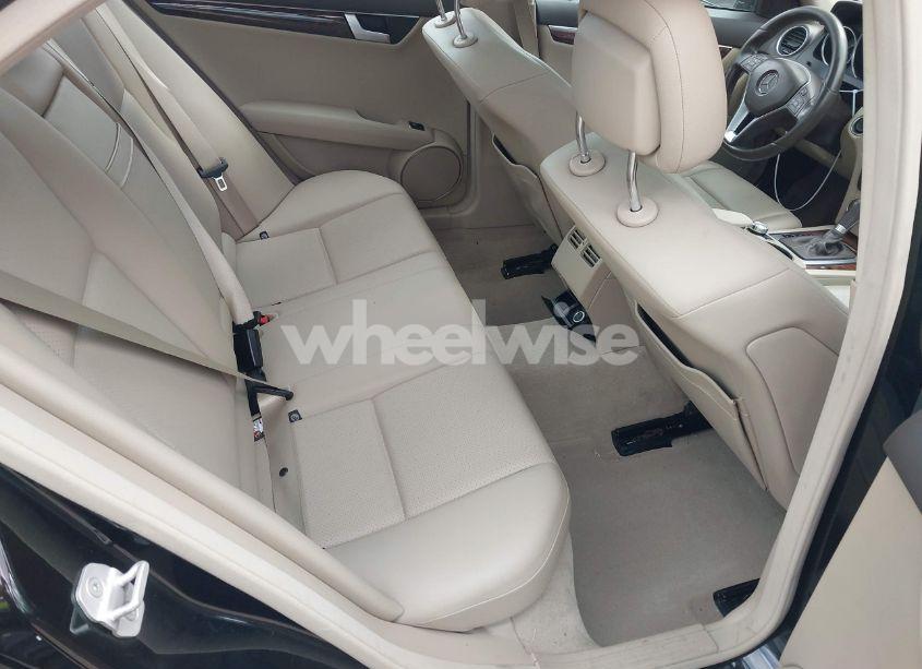Photo 8 of 2014 Mercedes-benz C 300 LUXURY 4MATIC/SPORT 4MATIC (VIN WDDGF8AB6ER324705)