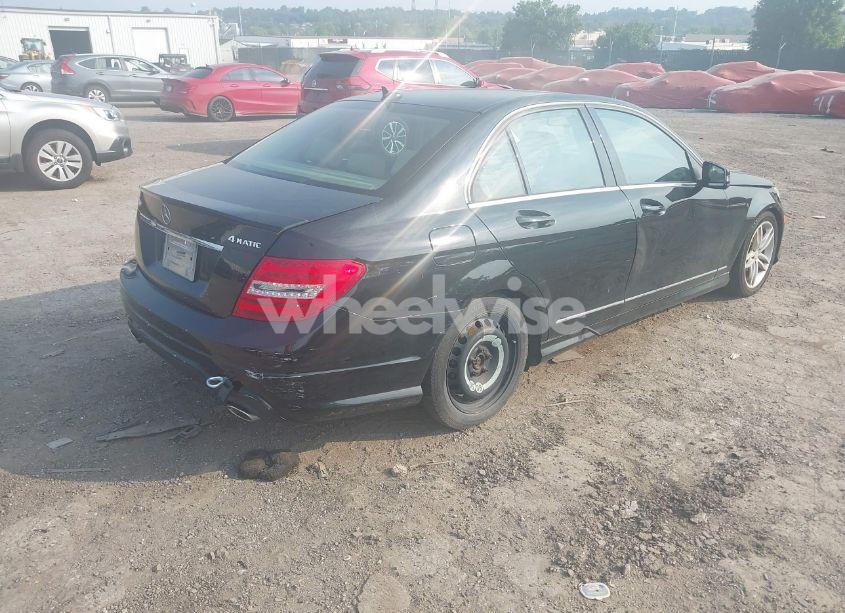 Photo 4 of 2013 Mercedes-benz C 300 LUXURY 4MATIC/SPORT 4MATIC (VIN WDDGF8AB7DR287761)