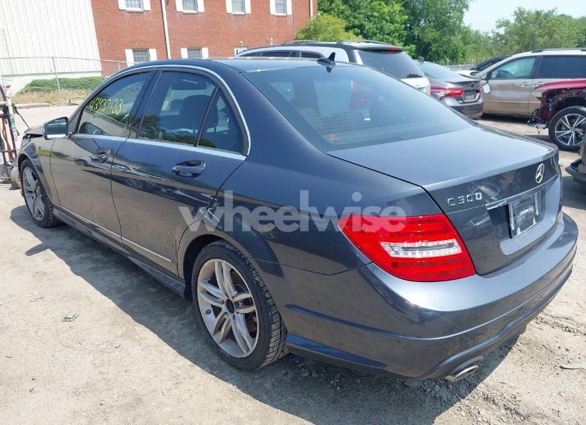 Photo 3 of 2014 Mercedes-benz C 300 LUXURY 4MATIC/SPORT 4MATIC (VIN WDDGF8AB7ER309565)