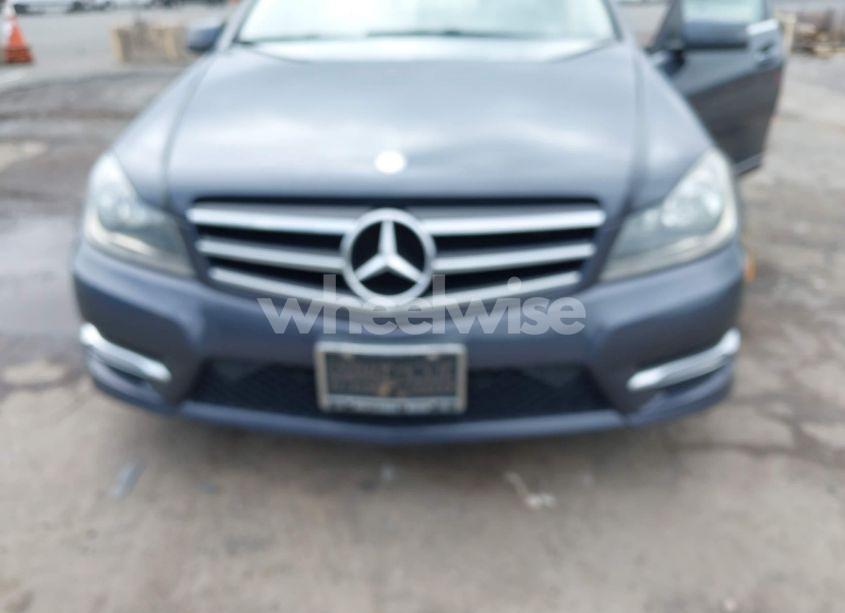 Photo 18 of 2014 Mercedes-benz C 300 LUXURY 4MATIC/SPORT 4MATIC (VIN WDDGF8AB7ER320145)