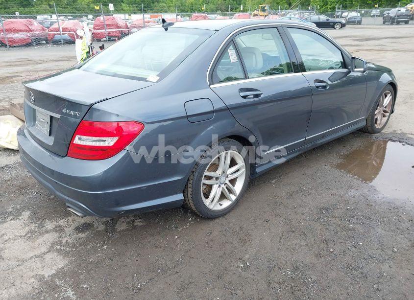 Photo 4 of 2014 Mercedes-benz C 300 LUXURY 4MATIC/SPORT 4MATIC (VIN WDDGF8AB7ER320145)