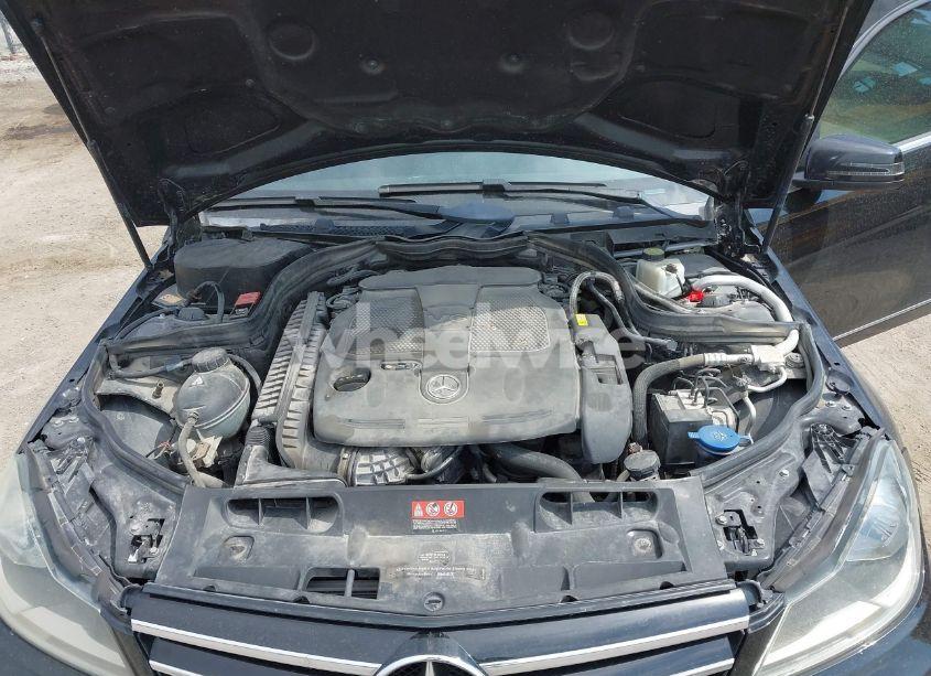 Photo 10 of 2014 Mercedes-benz C 300 LUXURY 4MATIC/SPORT 4MATIC (VIN WDDGF8AB9EA929638)