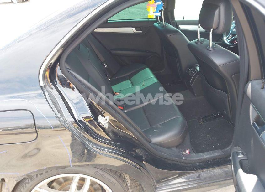 Photo 8 of 2014 Mercedes-benz C 300 LUXURY 4MATIC/SPORT 4MATIC (VIN WDDGF8AB9EA929638)