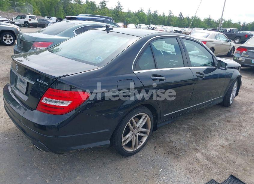 Photo 4 of 2014 Mercedes-benz C 300 LUXURY 4MATIC/SPORT 4MATIC (VIN WDDGF8AB9EA952191)