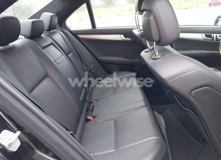 Photo 8 of 2014 Mercedes-benz C 300 LUXURY 4MATIC/SPORT 4MATIC (VIN WDDGF8AB9ER310961)