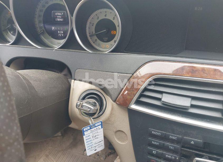 Photo 11 of 2014 Mercedes-benz C 300 LUXURY 4MATIC/SPORT 4MATIC (VIN WDDGF8ABXER319913)