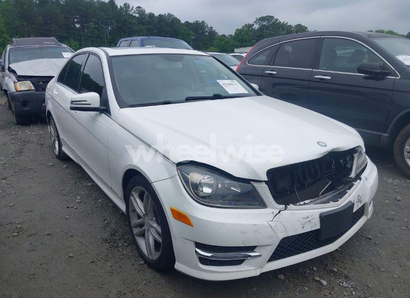 Photo 13 of 2014 Mercedes-benz C 300 LUXURY 4MATIC/SPORT 4MATIC (VIN WDDGF8ABXER319913)