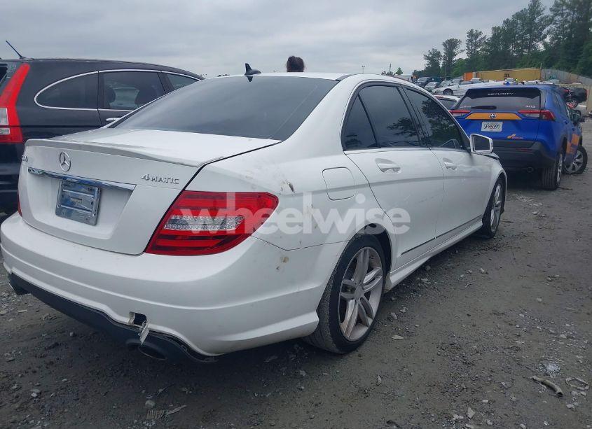 Photo 4 of 2014 Mercedes-benz C 300 LUXURY 4MATIC/SPORT 4MATIC (VIN WDDGF8ABXER319913)