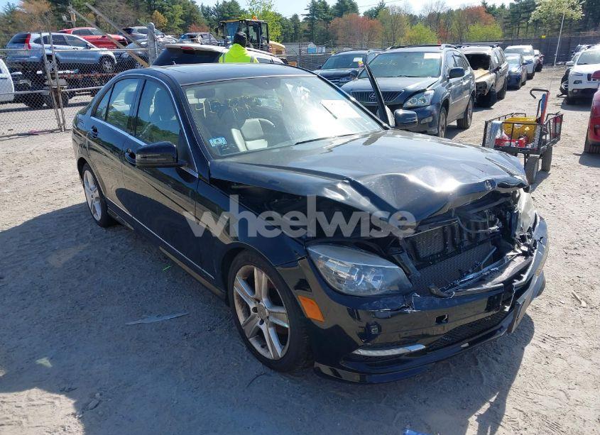 2011 Mercedes-benz C 300 LUXURY 4MATIC/SPORT 4MATIC (VIN WDDGF8BB0BR133565) main photo