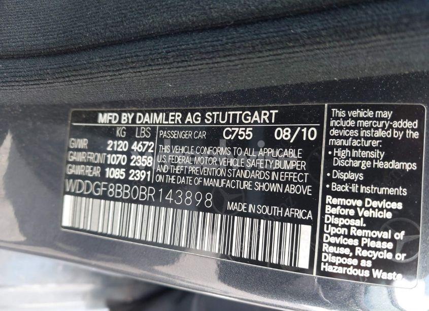 Photo 9 of 2011 Mercedes-benz C 300 LUXURY 4MATIC/SPORT 4MATIC (VIN WDDGF8BB0BR143898)