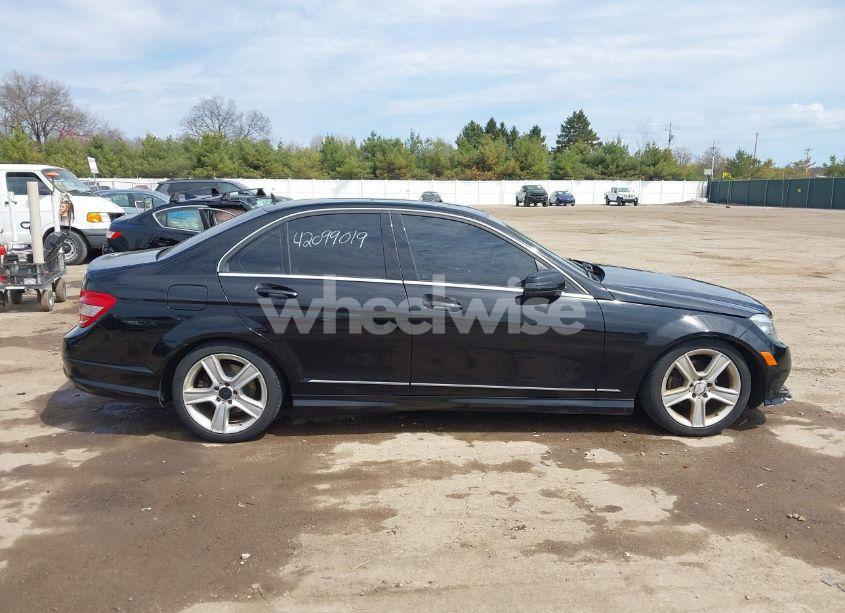 Photo 13 of 2011 Mercedes-benz C 300 LUXURY 4MATIC/SPORT 4MATIC (VIN WDDGF8BB0BR187349)
