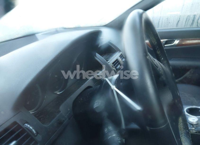 Photo 7 of 2010 Mercedes-benz C 300 LUXURY 4MATIC/SPORT 4MATIC (VIN WDDGF8BB1AF491709)