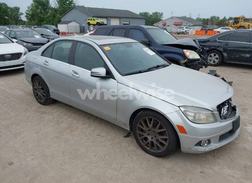 2010 Mercedes-benz C 300 LUXURY 4MATIC/SPORT 4MATIC (VIN WDDGF8BB1AR119186) main photo