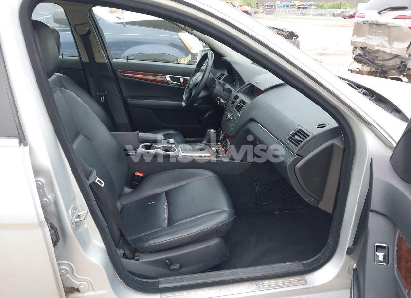 Photo 5 of 2010 Mercedes-benz C 300 LUXURY 4MATIC/SPORT 4MATIC (VIN WDDGF8BB1AR119186)