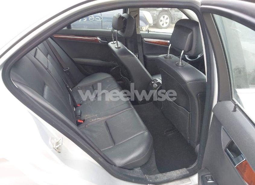 Photo 8 of 2010 Mercedes-benz C 300 LUXURY 4MATIC/SPORT 4MATIC (VIN WDDGF8BB1AR119186)