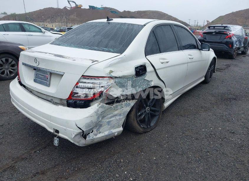 Photo 4 of 2012 Mercedes-benz C 300 LUXURY 4MATIC/SPORT 4MATIC (VIN WDDGF8BB1CR196238)