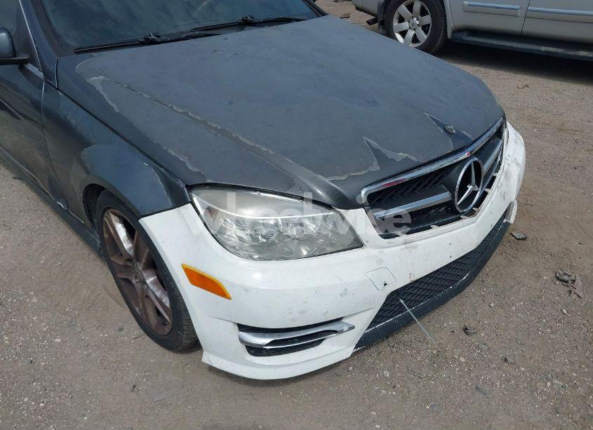 Photo 13 of 2011 Mercedes-benz C 300 LUXURY 4MATIC/SPORT 4MATIC (VIN WDDGF8BB2BR135530)