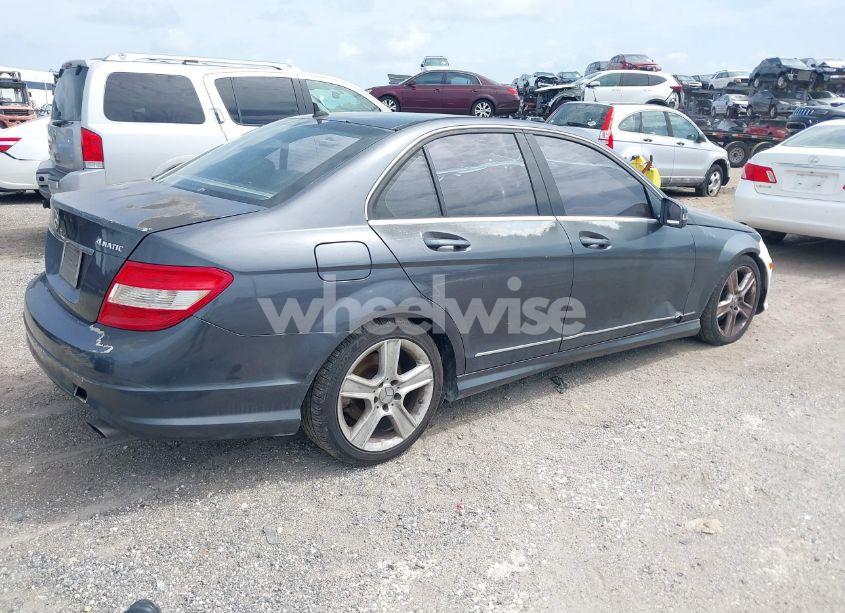 Photo 4 of 2011 Mercedes-benz C 300 LUXURY 4MATIC/SPORT 4MATIC (VIN WDDGF8BB2BR135530)