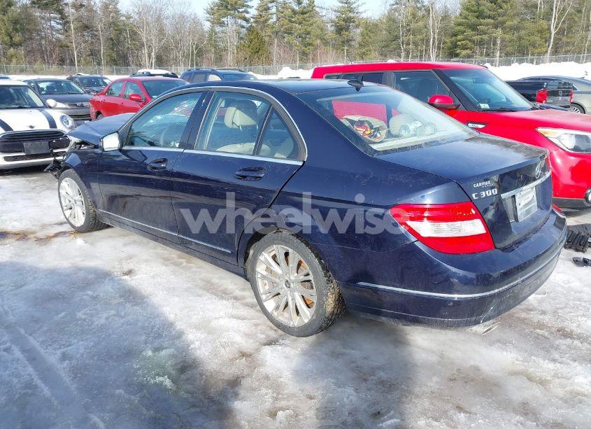 Photo 3 of 2011 Mercedes-benz C 300 LUXURY 4MATIC/SPORT 4MATIC (VIN WDDGF8BB2BR148584)