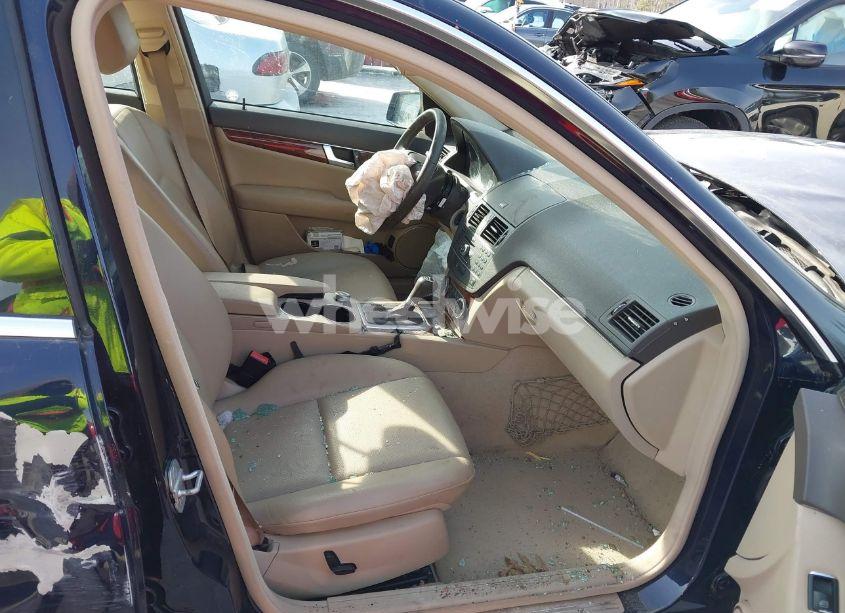 Photo 5 of 2011 Mercedes-benz C 300 LUXURY 4MATIC/SPORT 4MATIC (VIN WDDGF8BB2BR148584)