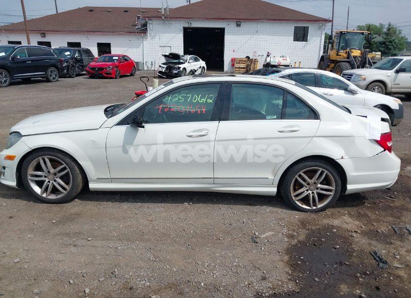 Photo 14 of 2012 Mercedes-benz C 300 LUXURY 4MATIC/SPORT 4MATIC (VIN WDDGF8BB2CA643903)