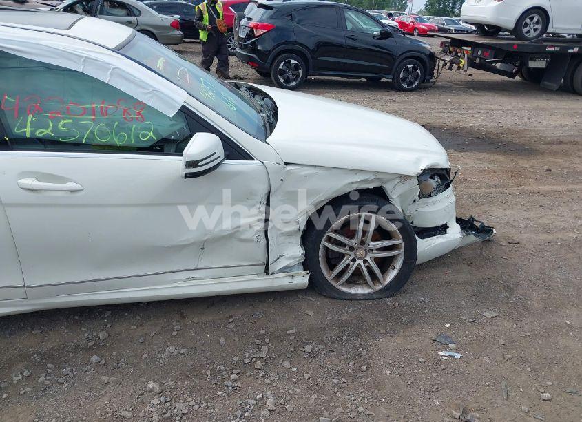 Photo 17 of 2012 Mercedes-benz C 300 LUXURY 4MATIC/SPORT 4MATIC (VIN WDDGF8BB2CA643903)