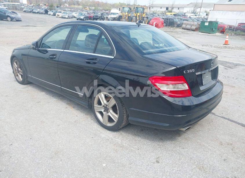 Photo 3 of 2011 Mercedes-benz C 300 LUXURY 4MATIC/SPORT 4MATIC (VIN WDDGF8BB3BR165099)