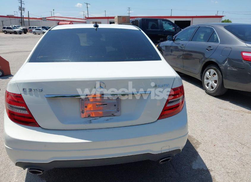 Photo 16 of 2012 Mercedes-benz C 300 LUXURY 4MATIC/SPORT 4MATIC (VIN WDDGF8BB3CR195687)