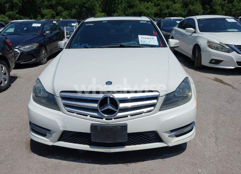 Photo 6 of 2012 Mercedes-benz C 300 LUXURY 4MATIC/SPORT 4MATIC (VIN WDDGF8BB3CR195687)