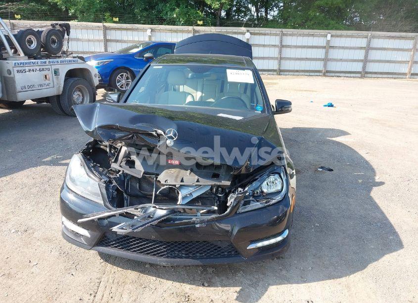 Photo 6 of 2012 Mercedes-benz C 300 LUXURY 4MATIC/SPORT 4MATIC (VIN WDDGF8BB3CR202198)