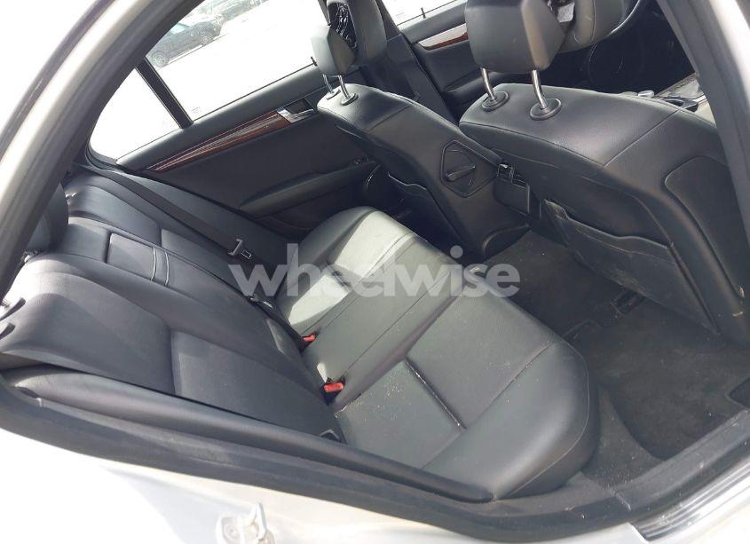 Photo 8 of 2011 Mercedes-benz C 300 LUXURY 4MATIC/SPORT 4MATIC (VIN WDDGF8BB4BR135173)