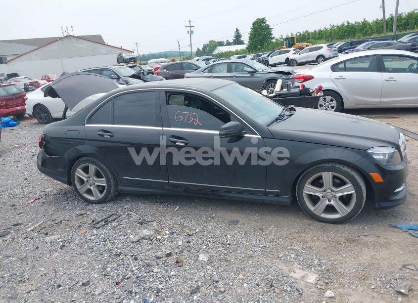 Photo 13 of 2011 Mercedes-benz C 300 LUXURY 4MATIC/SPORT 4MATIC (VIN WDDGF8BB4BR177245)