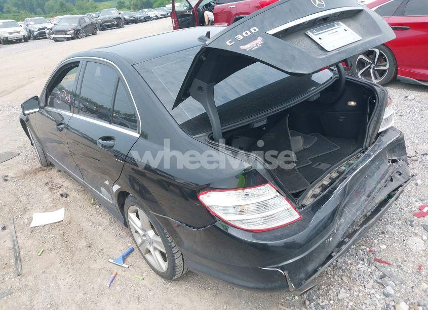 Photo 3 of 2011 Mercedes-benz C 300 LUXURY 4MATIC/SPORT 4MATIC (VIN WDDGF8BB4BR177245)