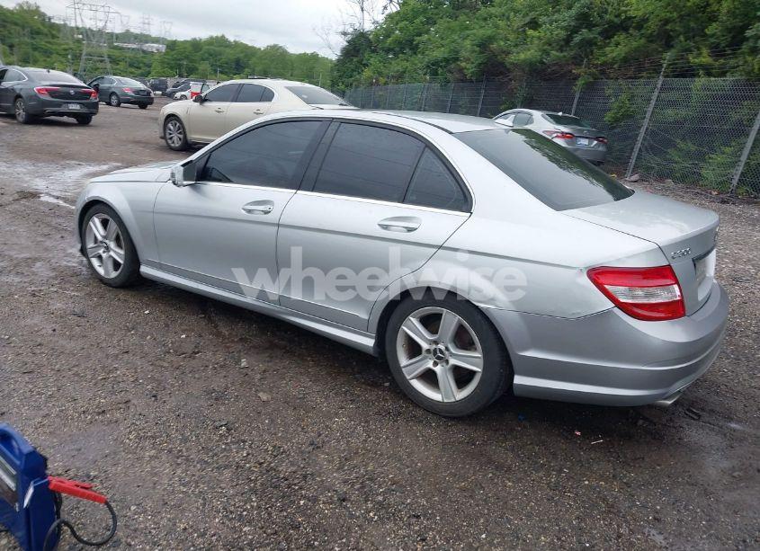 Photo 3 of 2010 Mercedes-benz C 300 LUXURY 4MATIC/SPORT 4MATIC (VIN WDDGF8BB5AF474511)