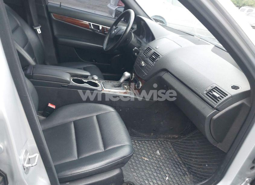 Photo 5 of 2010 Mercedes-benz C 300 LUXURY 4MATIC/SPORT 4MATIC (VIN WDDGF8BB5AF474511)