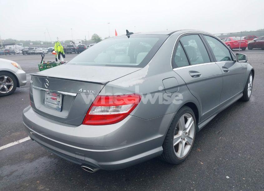 Photo 4 of 2010 Mercedes-benz C 300 LUXURY 4MATIC/SPORT 4MATIC (VIN WDDGF8BB5AR091229)