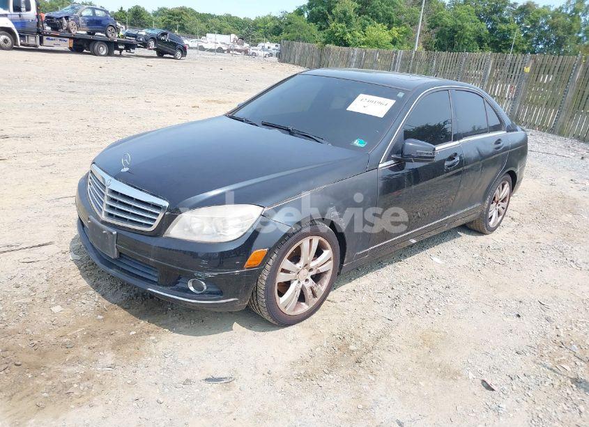 Photo 2 of 2011 Mercedes-benz C 300 LUXURY 4MATIC/SPORT 4MATIC (VIN WDDGF8BB6BF534555)