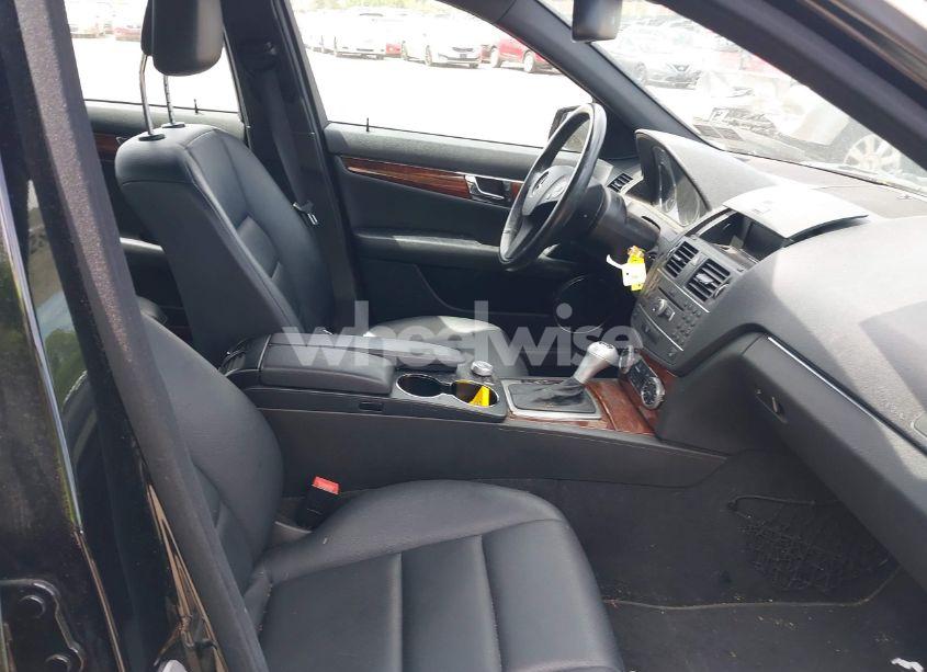 Photo 5 of 2011 Mercedes-benz C 300 LUXURY 4MATIC/SPORT 4MATIC (VIN WDDGF8BB6BR153397)